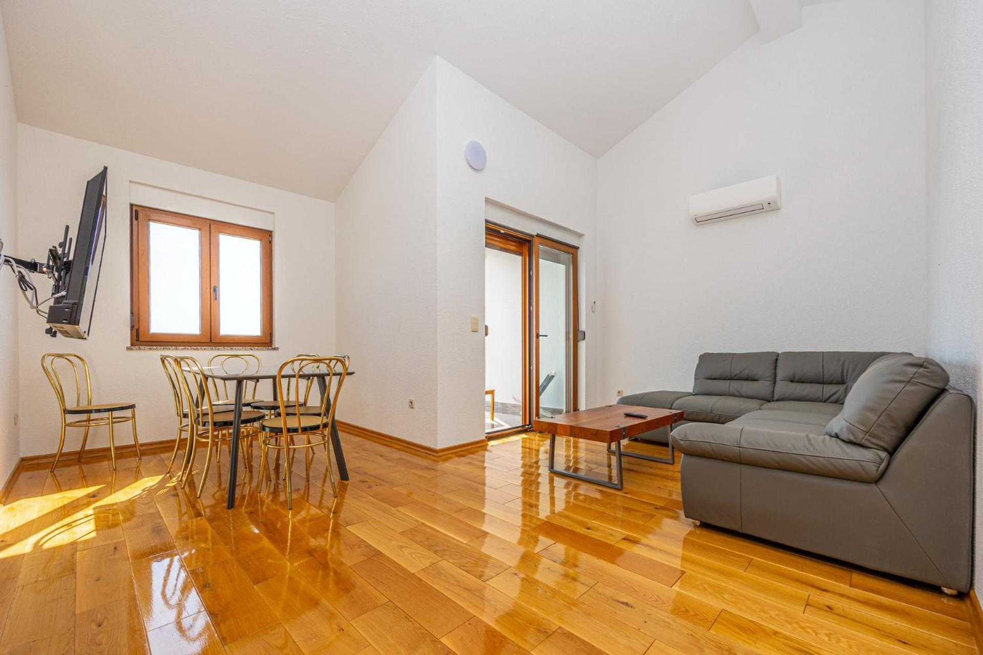 Apartments Francoise Crikvenica Exterior foto